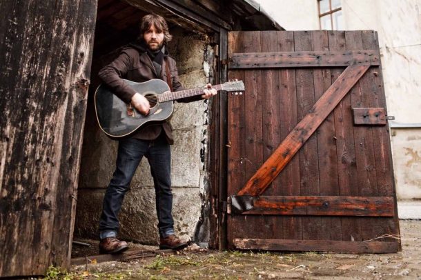 Tim-Easton-web-870x580