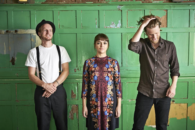 review-the-ballad-of-cleopatra-the-lumineers-2
