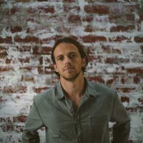 SIX STRINGS Q&A: Riley&nbsp;Catherall