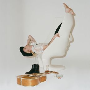 LEROY MACQUEEN RELEASES NEW SINGLE ‘LONG WAY&nbsp;DOWN’